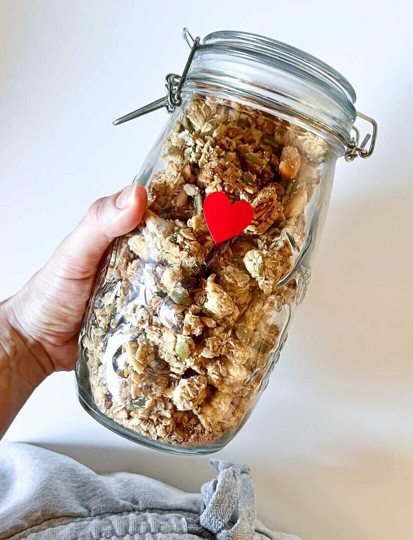 Gruncy homemade gluten-free peanut butter granola recipe