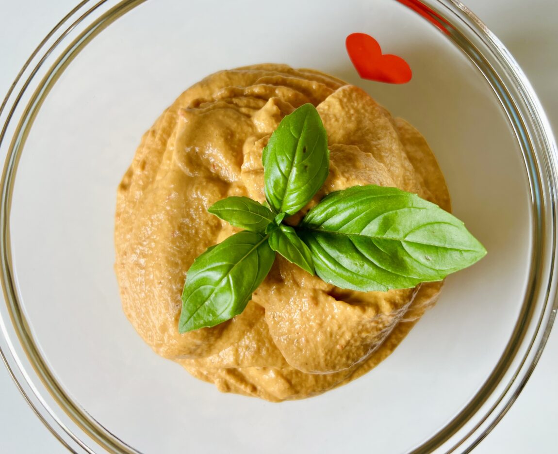 Easy to make roasted bell pepper hummus recipe. Why hummus is good for you?