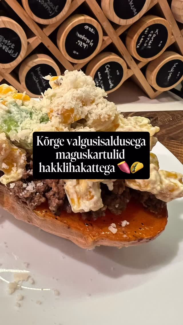 Need valgurikkad, ahjus röstitud täidetud bataadid on hea näide sellest, kuidas toit saab olla üheaegselt ülimalt maitsev, toitev, aga ka keha toetav: 

✨ Bataat pakub aeglaselt imenduvaid süsivesikuid ja kiudaineid, mis toidavad soolestikku ja väldivad energiakrahhe. 

✨ Kvaliteetne valk ja tervislikud rasvad hoiavad täiskõhutunnet pikemalt, toetavad lihaseid ning annavad ehituskive suguhormoonide loomiseks.

✨ Koriander ja tsitruselised aitavad maksal liigsest östrogeenist vabaneda.

Kommenteeri BATAAT ja saadan sulle selle lihtsa ja mahlase retsepti otse sõnumitesse! 📩👇

#naisetervis #hormoonidtasakaalu #toitumisnõustaja #funktsionaalnetoitumine #veresuhkurtasakaalu bataat tervislikretsept enidudras tervikliktervis stressijuhtimine tervisliktoitumine
